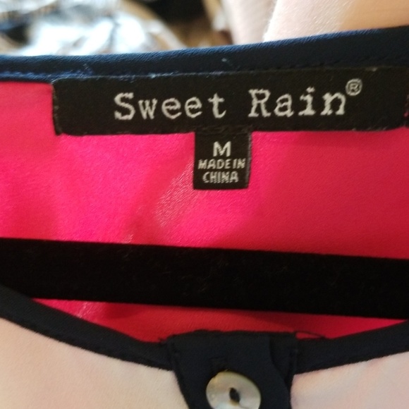 Color block blouse - Picture 4 of 4